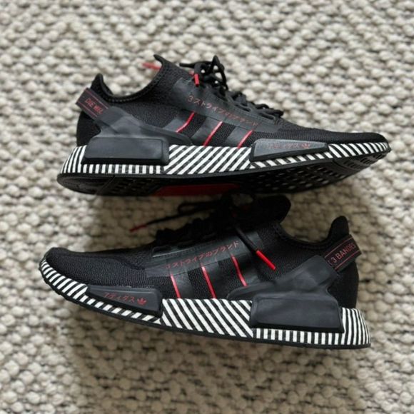 Adidas NMD R1V2 Men 10.5
